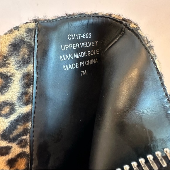 DOLLS KILL CURRENT MOOD SPOT ON
FAUX FUR LEOPARD POINTED TOE
ANKLE BOOTS. Sz 7 - Picture 7 of 12